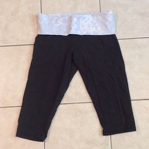 Pink VS Legging Capri